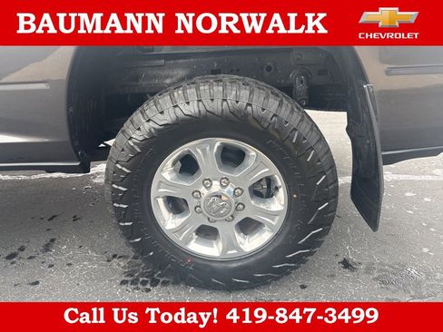 Used 2024 RAM 2500 Big Horn w/ Sport Appearance Package AWD/4WD image 19