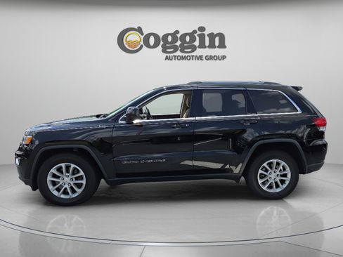 Used 2021 Jeep Grand Cherokee Laredo RWD image 2