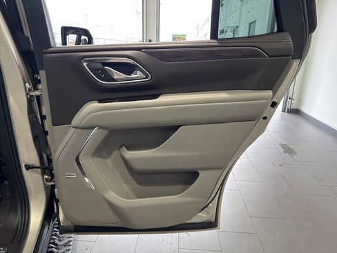 Used 2023 Chevrolet Tahoe Z71 w/ Luxury Package image 58