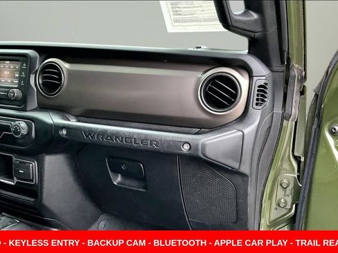 Used 2020 Jeep Wrangler Unlimited Sport AWD/4WD image 23