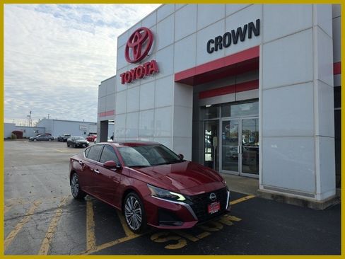 Used 2025 Nissan Altima 2.5 SL image 1