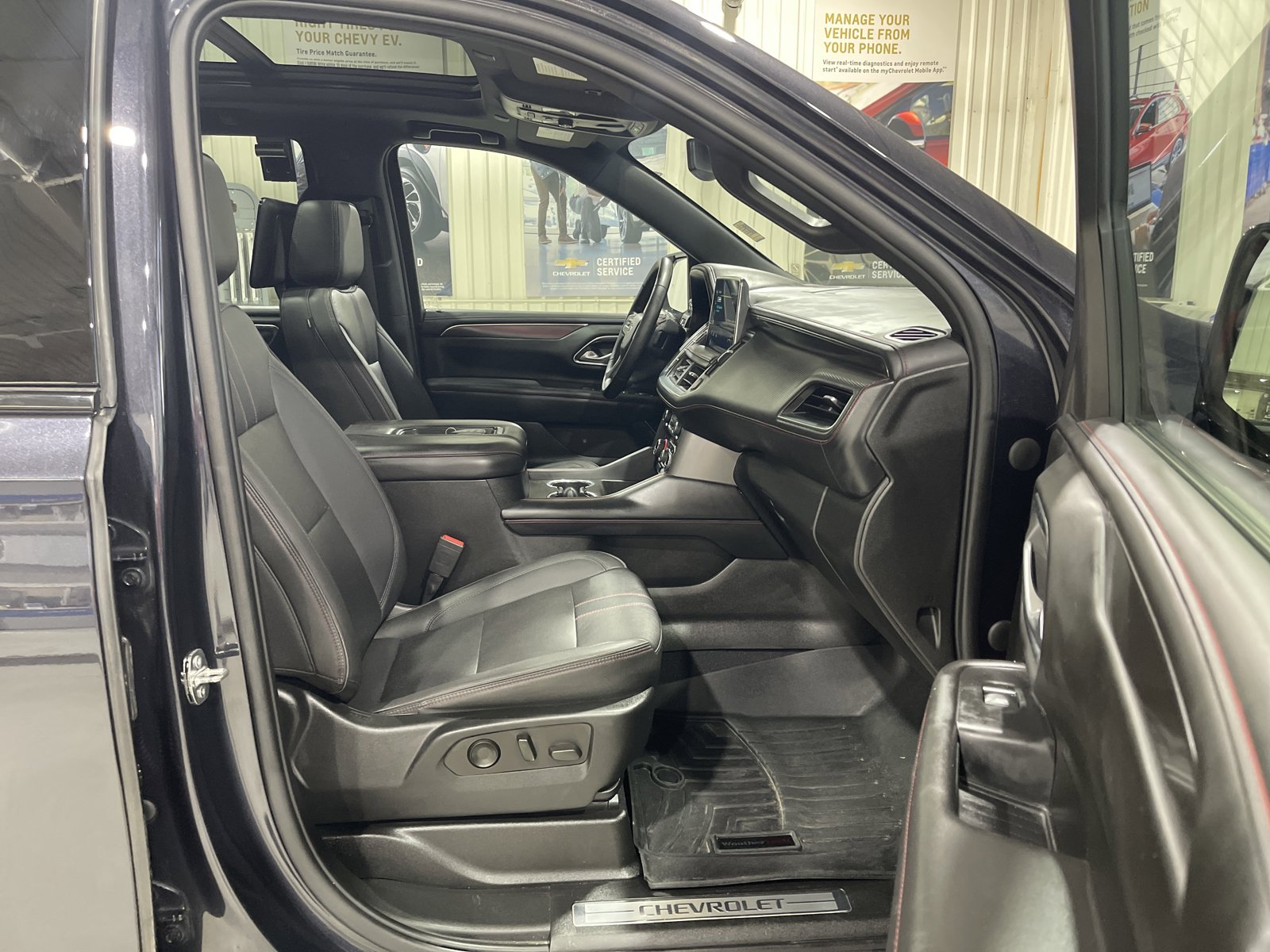 Used 2023 Chevrolet Tahoe RST AWD/4WD image 19