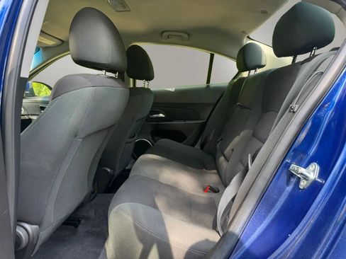 Used 2012 Chevrolet Cruze LT w/ RS Package FWD image 8