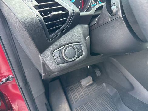 Used 2019 Ford Escape Titanium AWD/4WD image 23