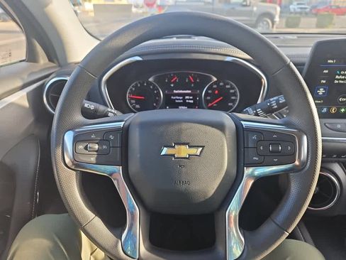 Used 2025 Chevrolet Blazer LT FWD image 15