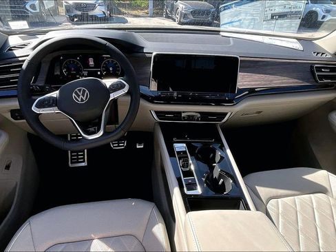 New 2026 Volkswagen Atlas SEL Premium R-Line AWD/4WD image 3