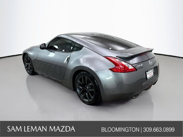 Used 2017 Nissan 370Z Touring RWD image 5