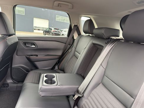 New 2026 Nissan Rogue SV AWD/4WD image 33