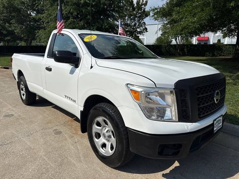 Used 2017 Nissan Titan S AWD/4WD image 1