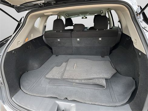 Used 2017 Nissan Murano SV image 13