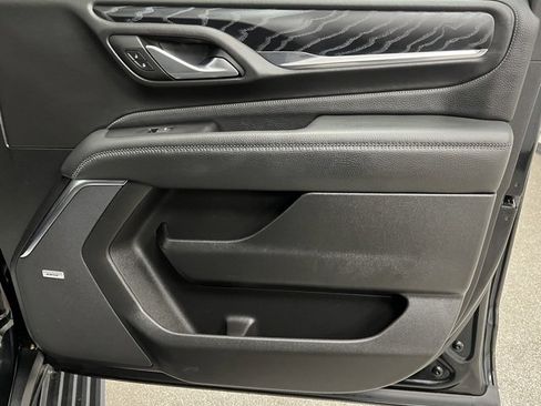 Used 2022 GMC Yukon XL Denali image 59