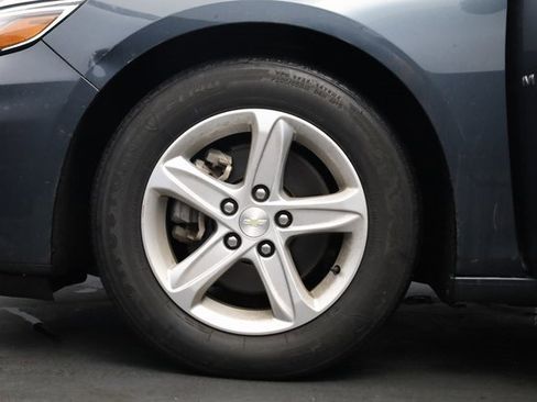 Used 2020 Chevrolet Malibu LS image 6