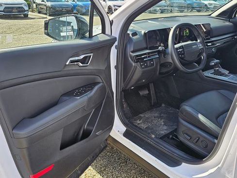 New 2026 Kia Sportage X-Line w/ X-Line Premium Package AWD/4WD image 17