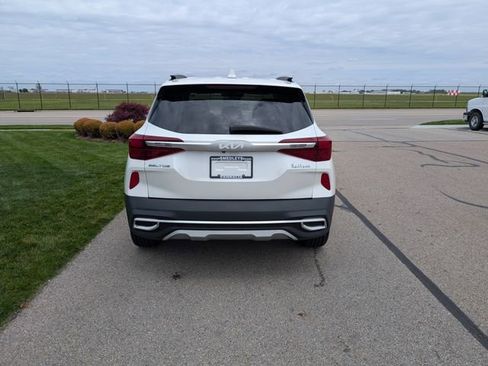 Used 2022 Kia Seltos EX AWD/4WD image 8