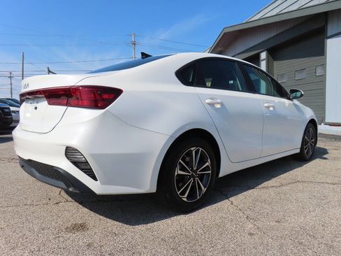 Used 2024 Kia Forte LXS image 24