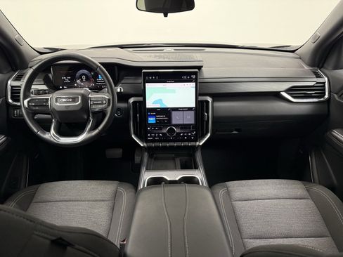 Used 2025 GMC Acadia Elevation image 29