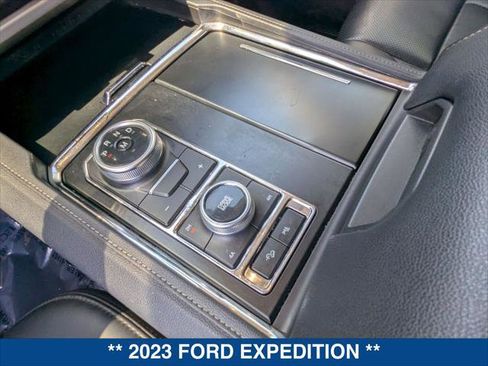 Used 2023 Ford Expedition Max XLT image 20