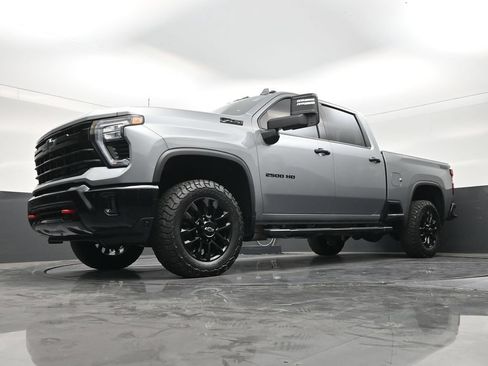 Used 2026 Chevrolet Silverado 2500 LTZ w/ Trail Boss Package AWD/4WD image 20