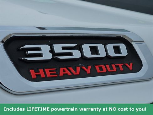 Used 2022 RAM 3500 Tradesman image 10