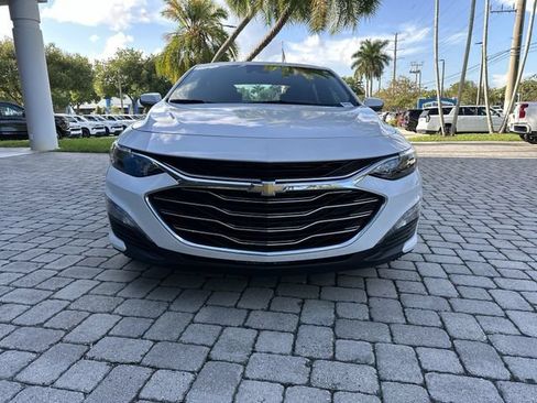 Used 2025 Chevrolet Malibu LT FWD image 19