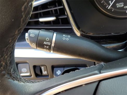 Certified 2022 Cadillac XT5 Premium Luxury w/ Technology Package image 14