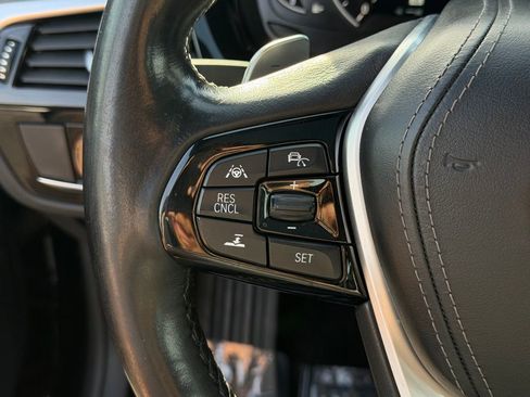 Used 2019 BMW 540i image 17