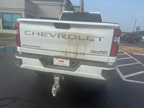 Used 2022 Chevrolet Silverado 2500 High Country AWD/4WD image 7
