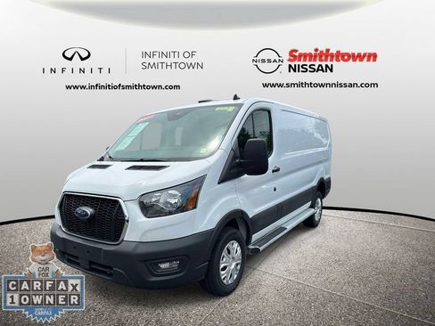 Used 2024 Ford Transit 250 Low Roof w/ Exterior Upgrade Package RWD image 3