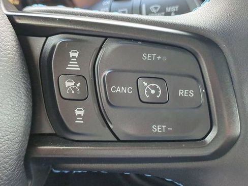 Used 2025 Jeep Wrangler Unlimited Rubicon 4xe image 24