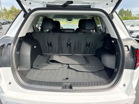 Used 2026 GMC Terrain Denali AWD/4WD image 16