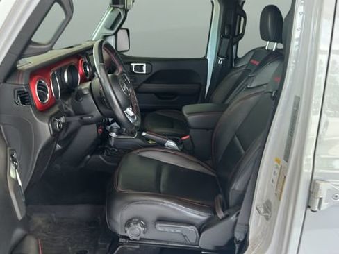 Used 2020 Jeep Wrangler Unlimited Rubicon w/ Uconnect 4C Nav & Sound Group AWD/4WD image 8