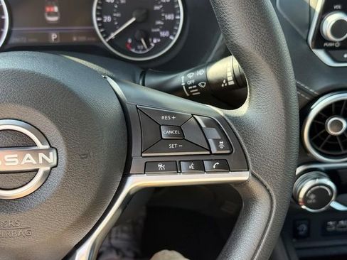 Used 2025 Nissan Sentra SV image 19