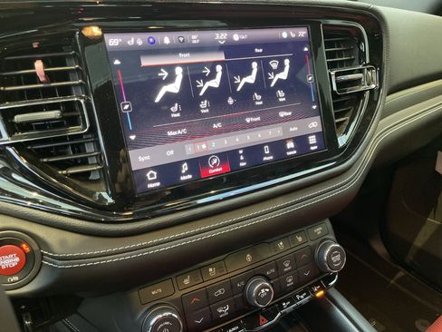 Used 2024 Dodge Durango SRT Hellcat image 27