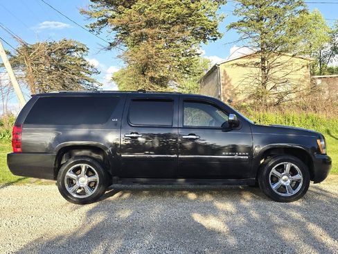 Used 2013 Chevrolet Suburban LTZ AWD/4WD image 8