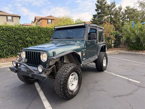 Used 2001 Jeep Wrangler Sahara AWD/4WD image 1