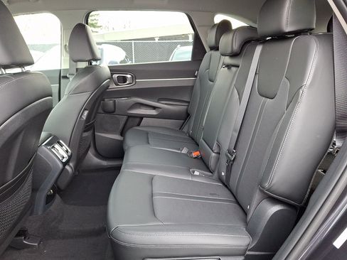 New 2026 Kia Sorento S AWD/4WD image 6