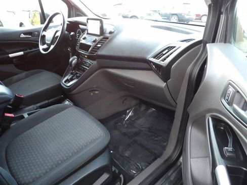 Used 2022 Ford Transit Connect XLT image 12