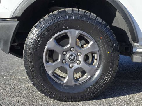 Used 2022 Ford Bronco Big Bend image 13