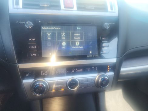 Used 2015 Subaru Outback 2.5i Limited w/ Popular Package #4 AWD/4WD image 11