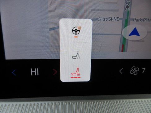 Used 2025 Ford Explorer ST-Line w/ Premium Package image 26