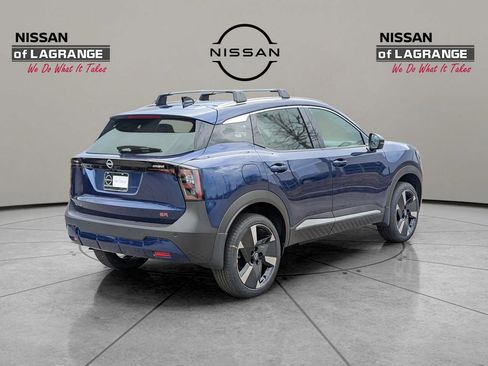 New 2026 Nissan Kicks SR FWD image 5