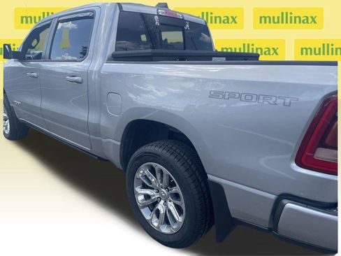 Used 2023 RAM 1500 Laramie AWD/4WD image 8