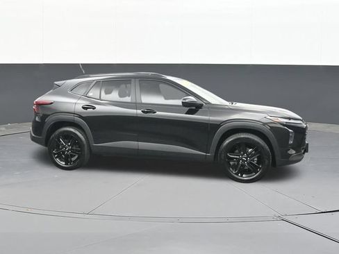 Used 2026 Chevrolet Trax ACTIV w/ Driver Confidence Package FWD image 18