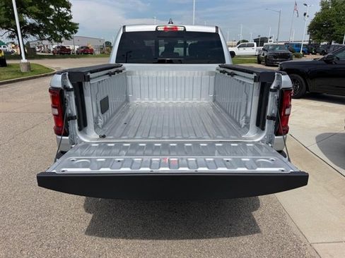 New 2026 RAM 1500 Laramie AWD/4WD image 6
