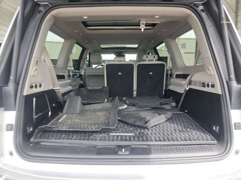 Used 2024 Jeep Wagoneer 4WD w/ Premium Group I image 24