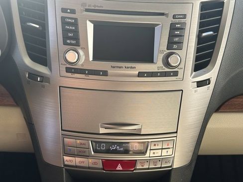 Used 2014 Subaru Outback 2.5i Limited image 33