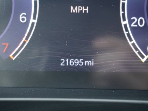 Used 2023 Jeep Grand Cherokee L Limited w/ Luxury Tech Group II image 25