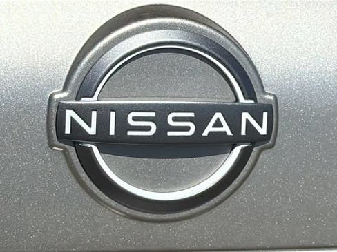 Certified 2025 Nissan Rogue SL w/ SL Premium Package AWD/4WD image 28
