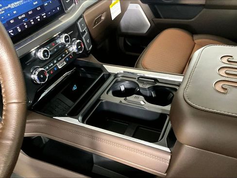 New 2026 Ford F250 King Ranch w/ Chrome Package AWD/4WD image 8