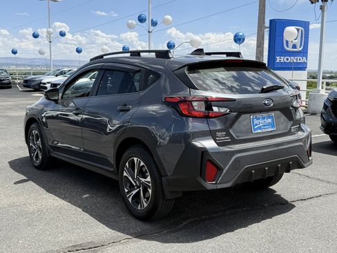 Used 2024 Subaru Crosstrek 2.0i Premium AWD/4WD image 7